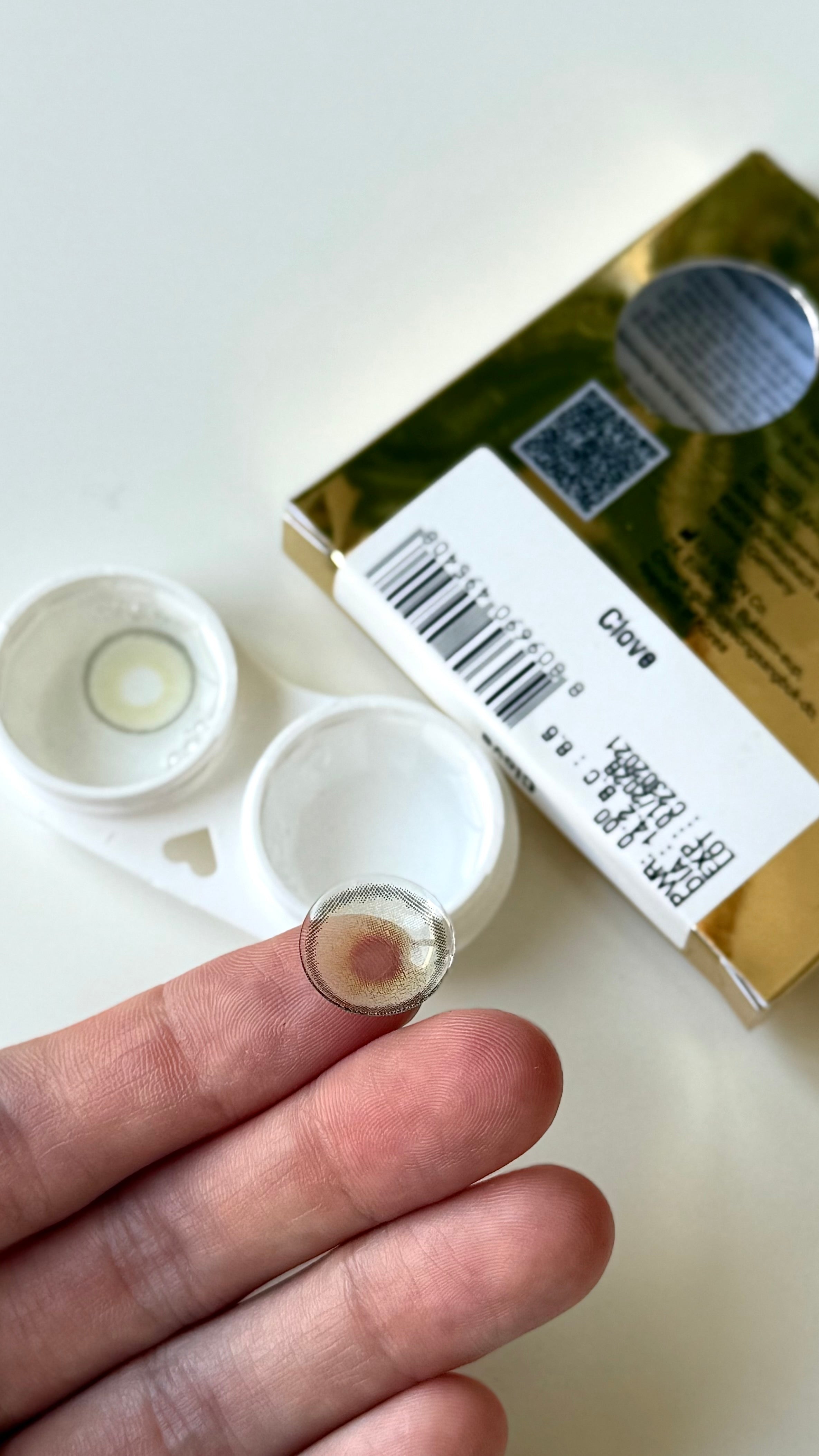 Clove Renkli Lens